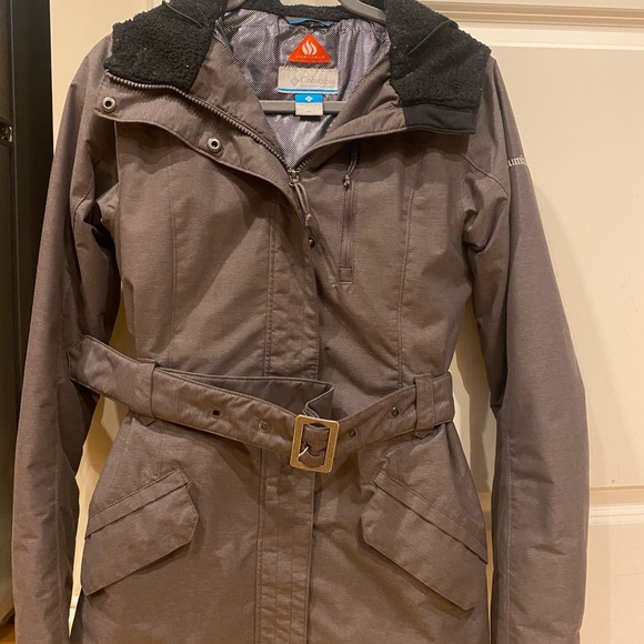 Columbia Winter Jacket - Picture 2 of 5